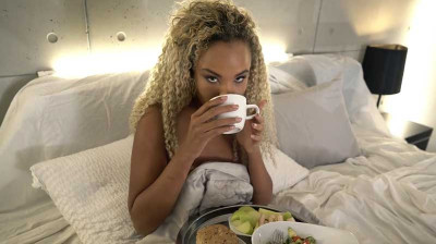 Breakfast and POV sex for sexy girlfriend Romy Indy